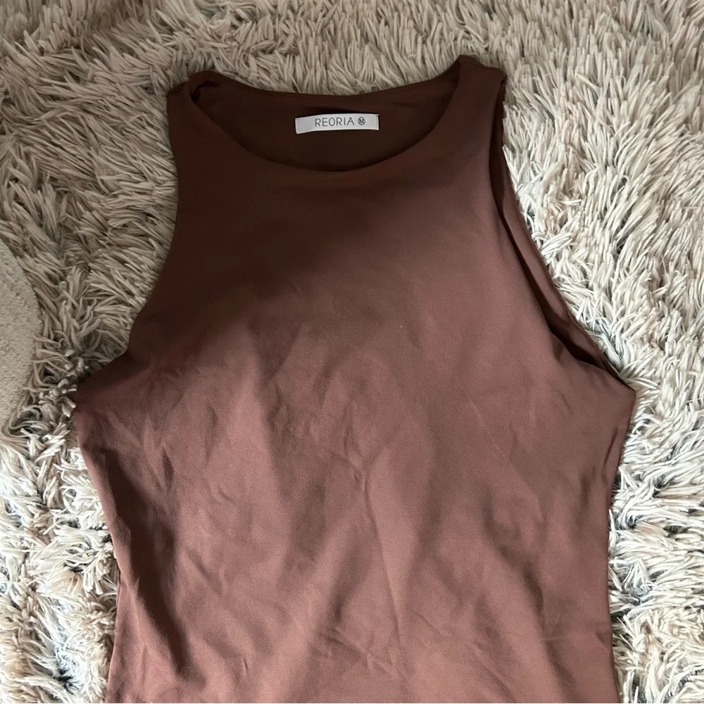 ReoRia • Women's Basic Sexy Sleeveless Racer
Back Halter Neck Bodysuit - Picture 2 of 6